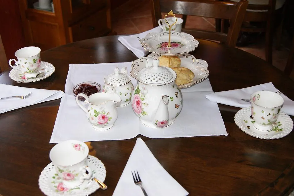 Mount Mee Country Inn 4*, Brisbane Australia